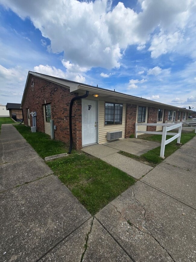 Photo - 742 Loews Blvd Unit F