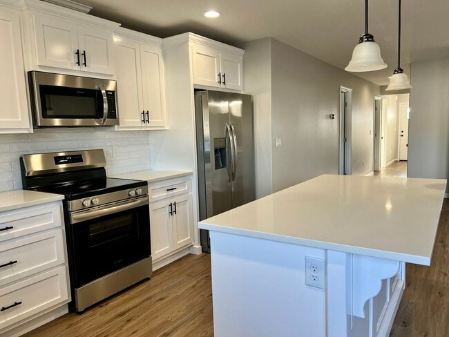 Photo - 107 Grant Dr