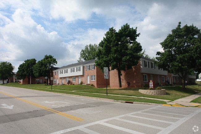 Building Photo - Orchard Ridge Rental