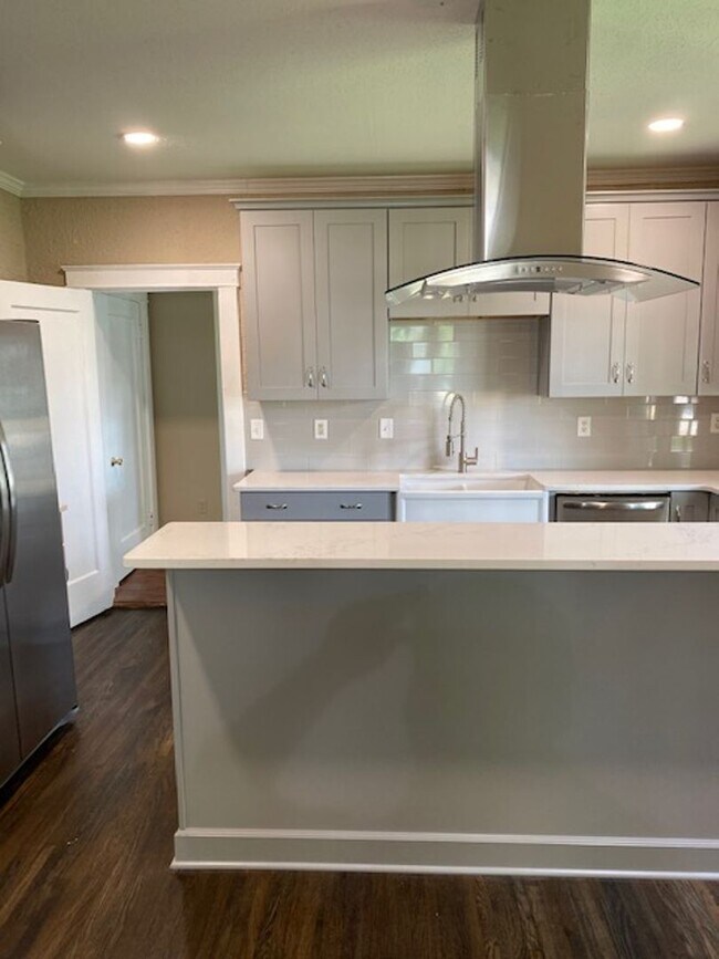 Photo - 1613 11th St