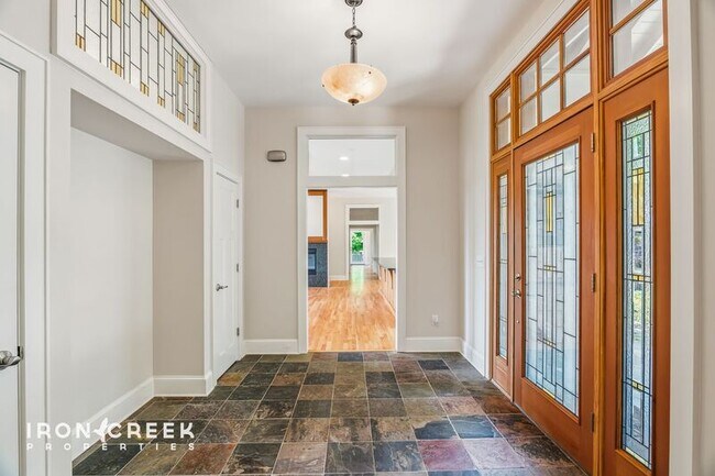 Photo - 51 Mountain Tea Ln
