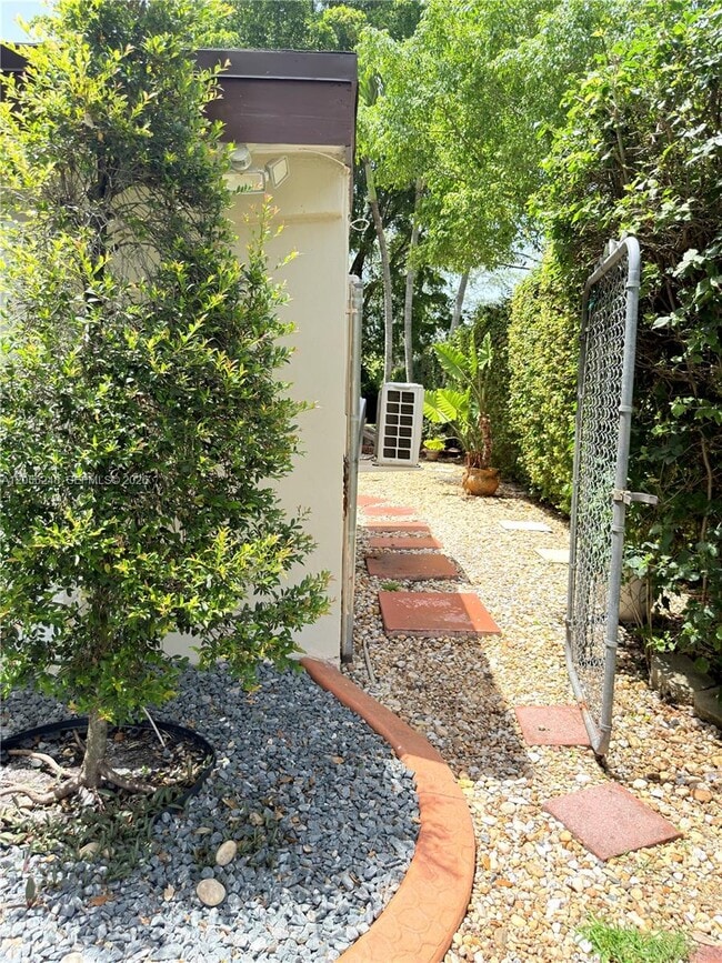 Photo - 9160 SW 73rd St Unit B