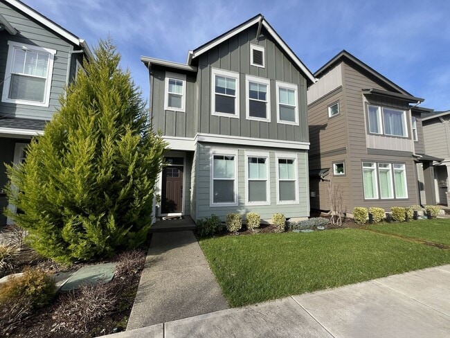 Photo - Modern 3 Bedroom Home in Reed’s Crossing Near Park Featuring Open Floor Plan, Gourmet Kitchen, an...