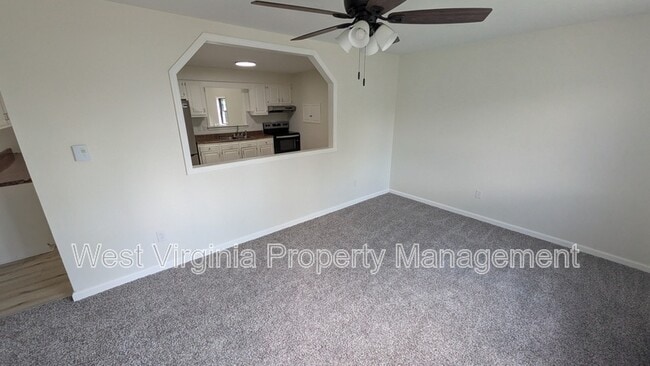 Photo - 277 Wood St