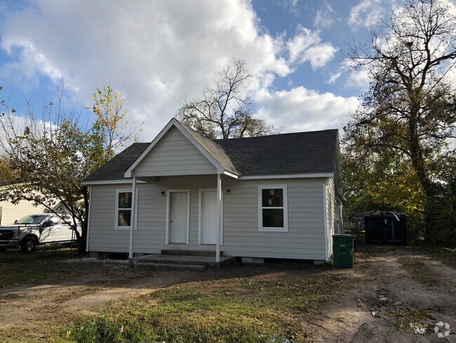 Building Photo - 3406 Memel St Rental