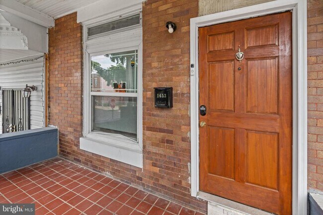 Photo - 1653 N Smallwood St