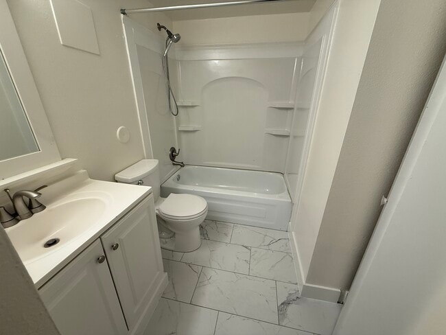 Photo - 1766 S Pitkin Cir Unidad A