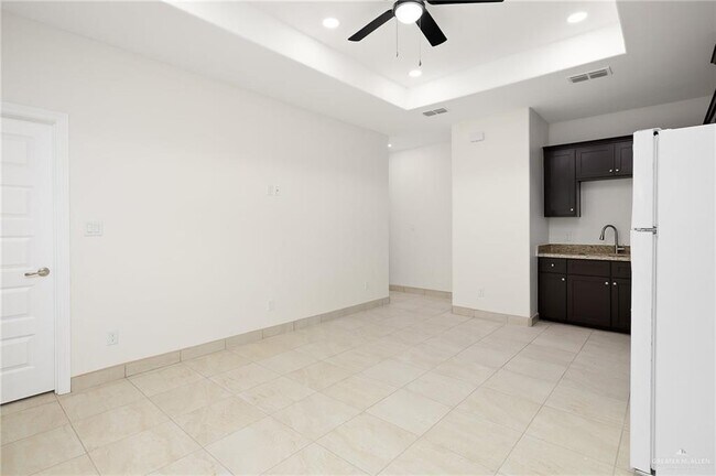 Photo - 11 Valley N Cir Unidad B