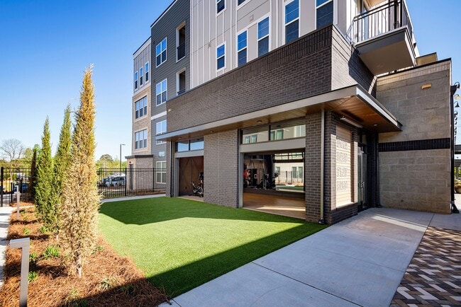 Yoga Studio with Outdoor Fitness Lawn