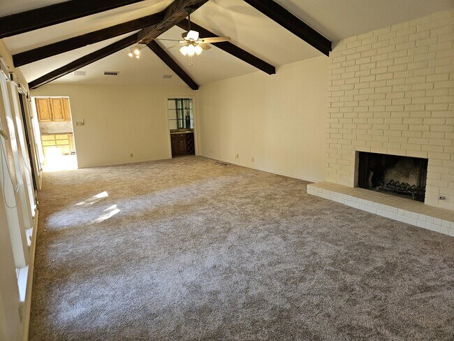 Photo - 5113 Ashdown Pl