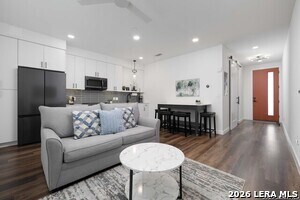 Photo - 2165 Gabriels Pl