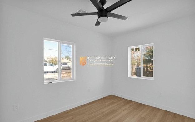 Photo - 202 S 2nd St