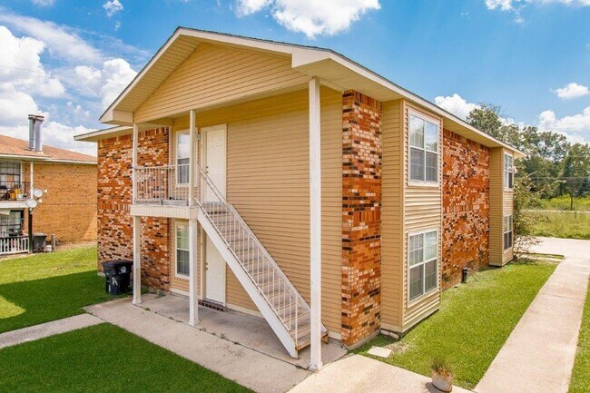 Photo - 14140 Azalea Park Ave Unidad C