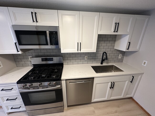 Photo - 655 Washington St NE Unit 1