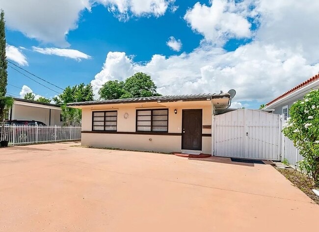 Photo - 250 NW 55th Ct