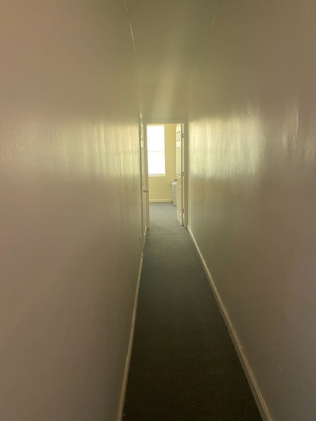 Photo - Spacious Rooms! W/D! Available Now!