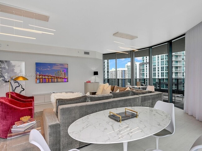 Photo - 1000 Brickell Plaza Unit 3402