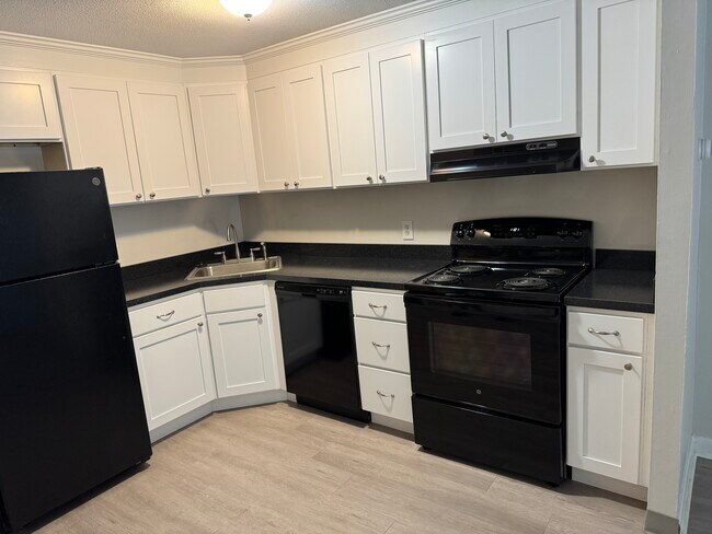 Photo - Horne Avenue Apartments