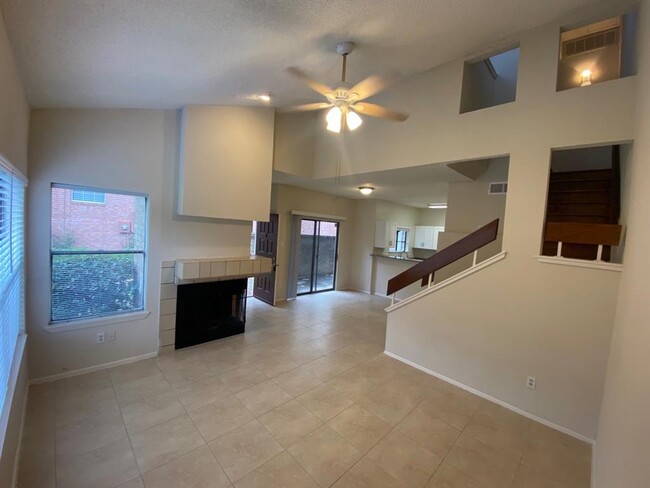 Photo - 2710 Grants Lake Blvd Unidad M5 Rental