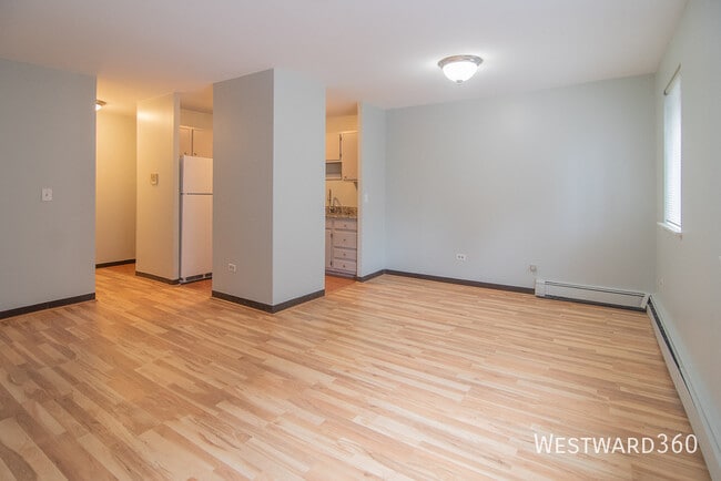 Photo - 607 W Wrightwood Ave Unit 214