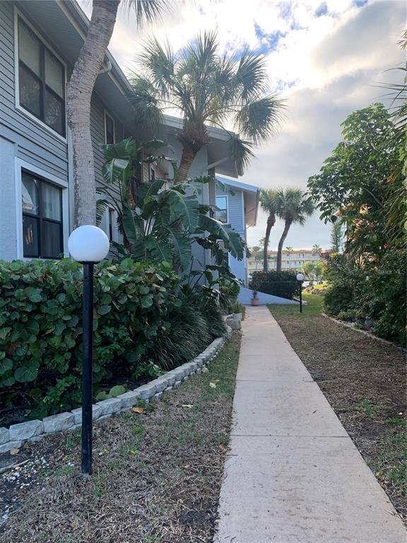 Photo - 9062 Midnight Pass Rd Unidad 7