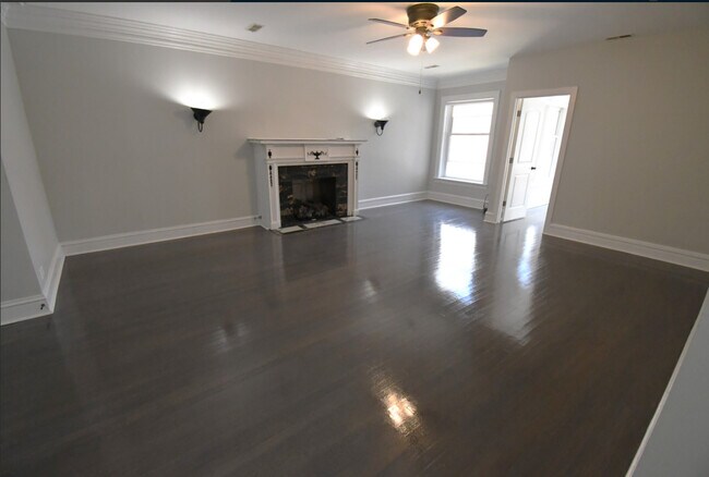 Photo - Kenmore 6138-6142