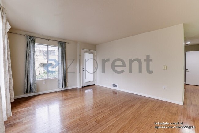 Photo - 821 Printempo Pl