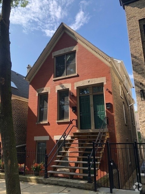 Building Photo - 1744 N Honore St Unit #2 Rental