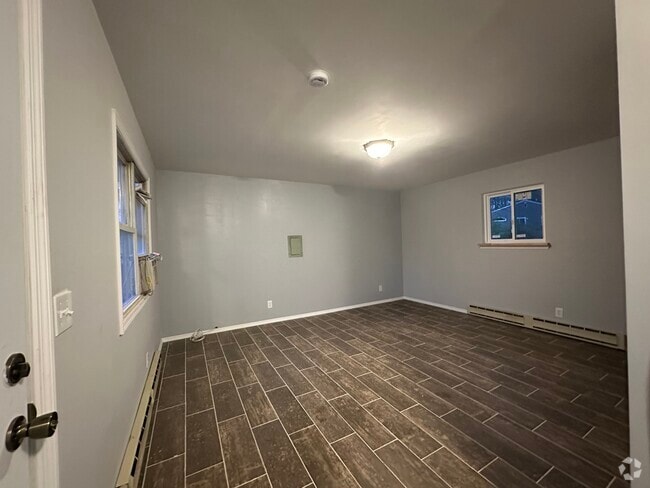 Building Photo - 250 Thompson Bridge Rd Rental