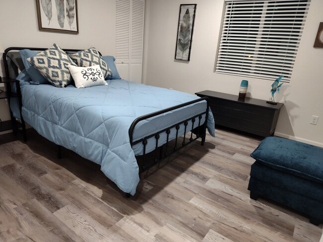 Segundo dormitorio - 3039 SE Dune Ave Unidad Hamby