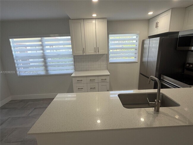 Photo - 136 Brighton D Unit 136