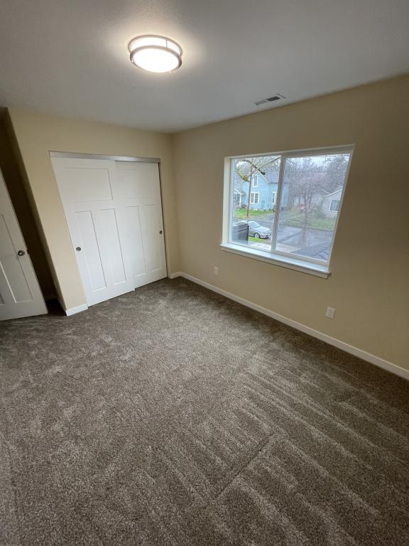 Photo - 441 NE Denver St