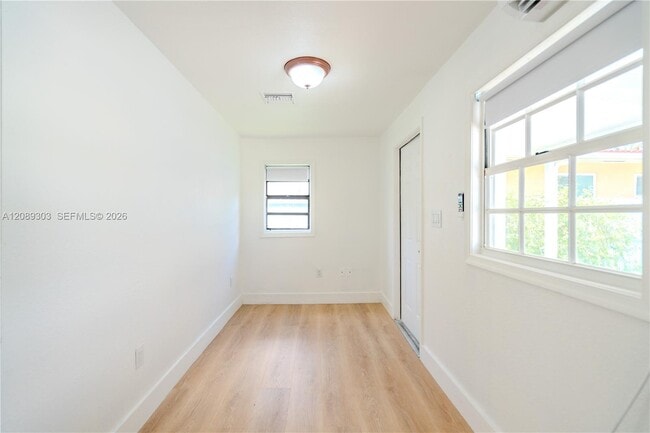 27 SW 55th Avenue Rd Unit R
