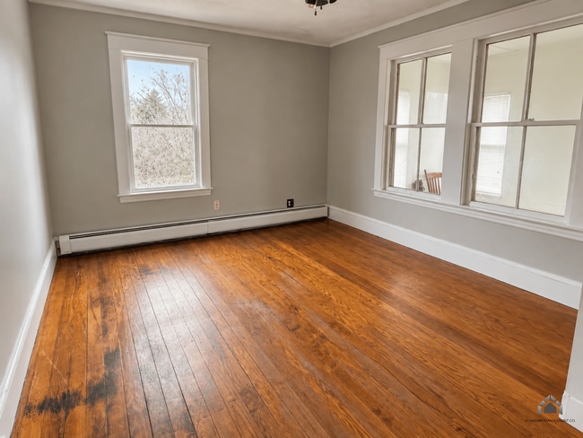 4 Oakhill Terrace Unit 2