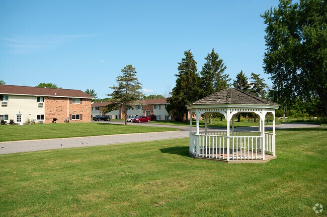 Bradford Manor Apartments