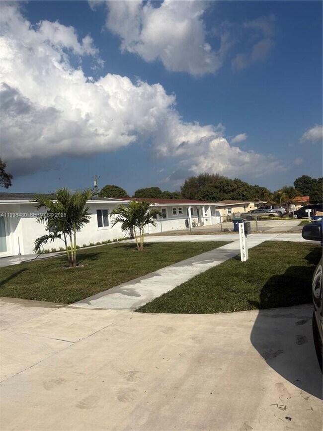 Photo - 3765 NW 176th St