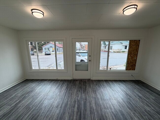Photo - 114 4th St Unit 114 4th St.