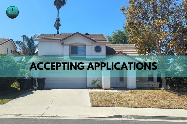 Building Photo - Spacious 3-Bed, 3-Bath Home in Riverside