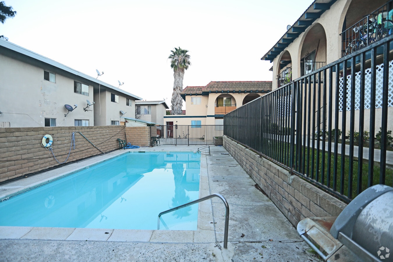 Photo - La Lanne Apartments