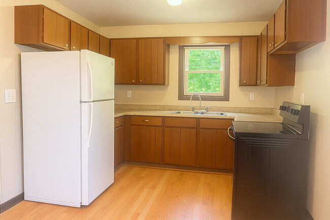 Photo - 247 7th St Unit 1