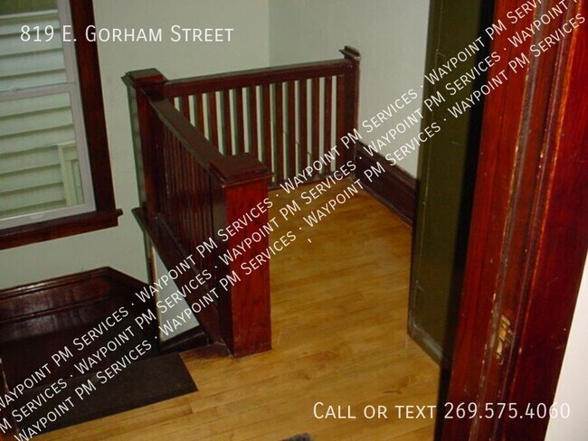 Photo - 819 E Gorham St