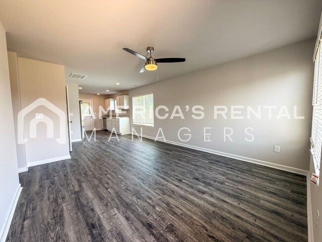 Photo - 651 Antler Wy