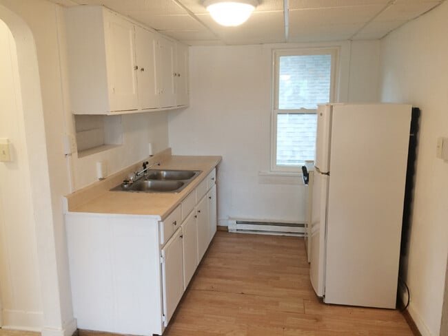Photo - 518 W Edwards St Unidad Apt 2
