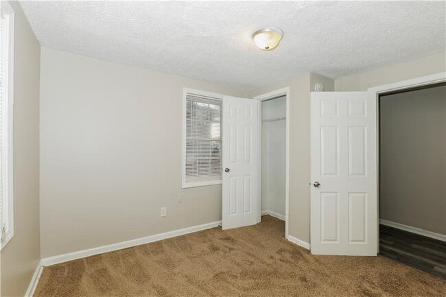 Photo - 335 Mount Zion Rd