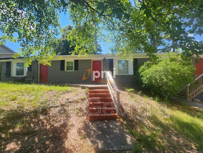 Building Photo - 217 Greenbriar Dr Rental