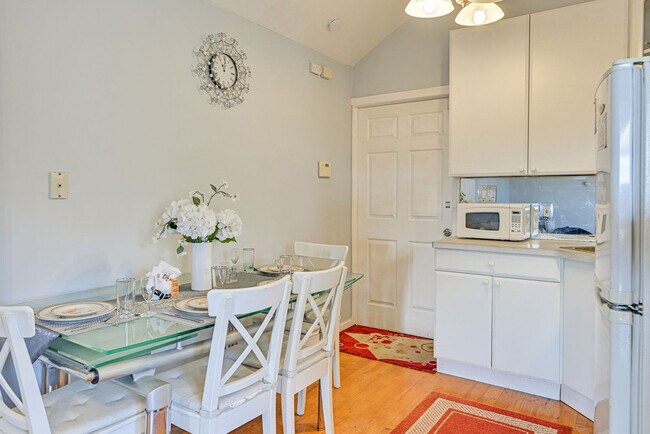 Photo - 35 Butternut Ln Unit SI FL2-ID1546090P
