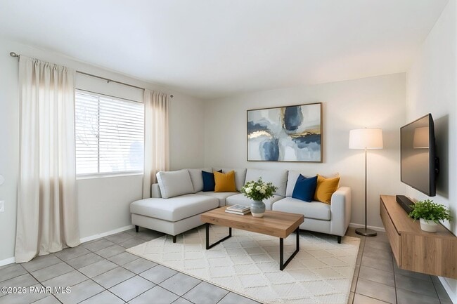 Photo - 3028 N Castro Ave Unidad 14