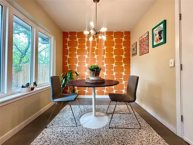 Photo - 2707 Ashdale Dr