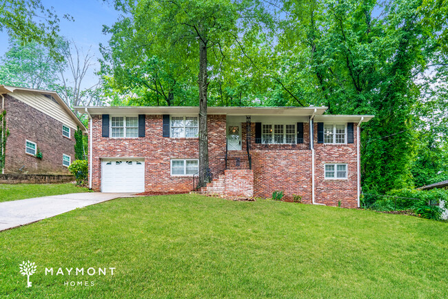 5 Bedroom Birmingham Brick Home - 5 Bedroom Birmingham Brick Home