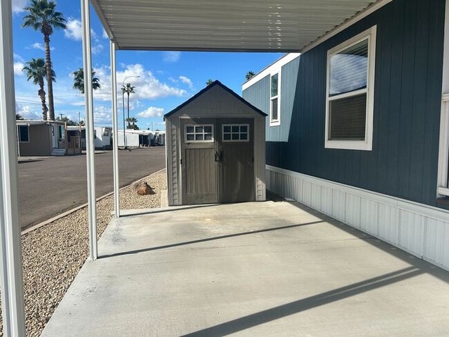 Photo - 530 S Alma School Rd